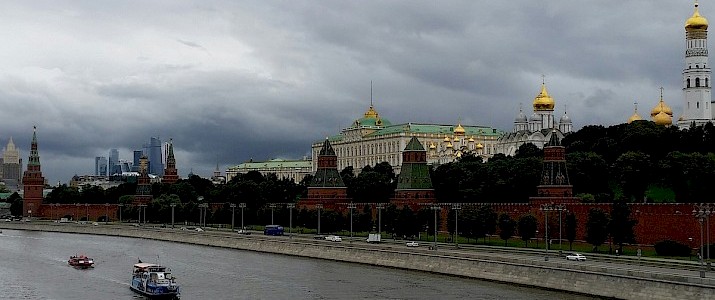 Moskva River with Kremlin and Moscow City