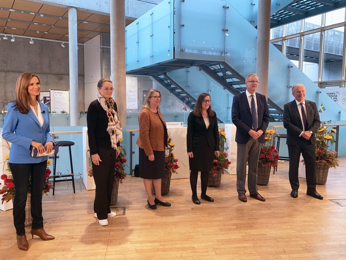 gruppenbild.jpg